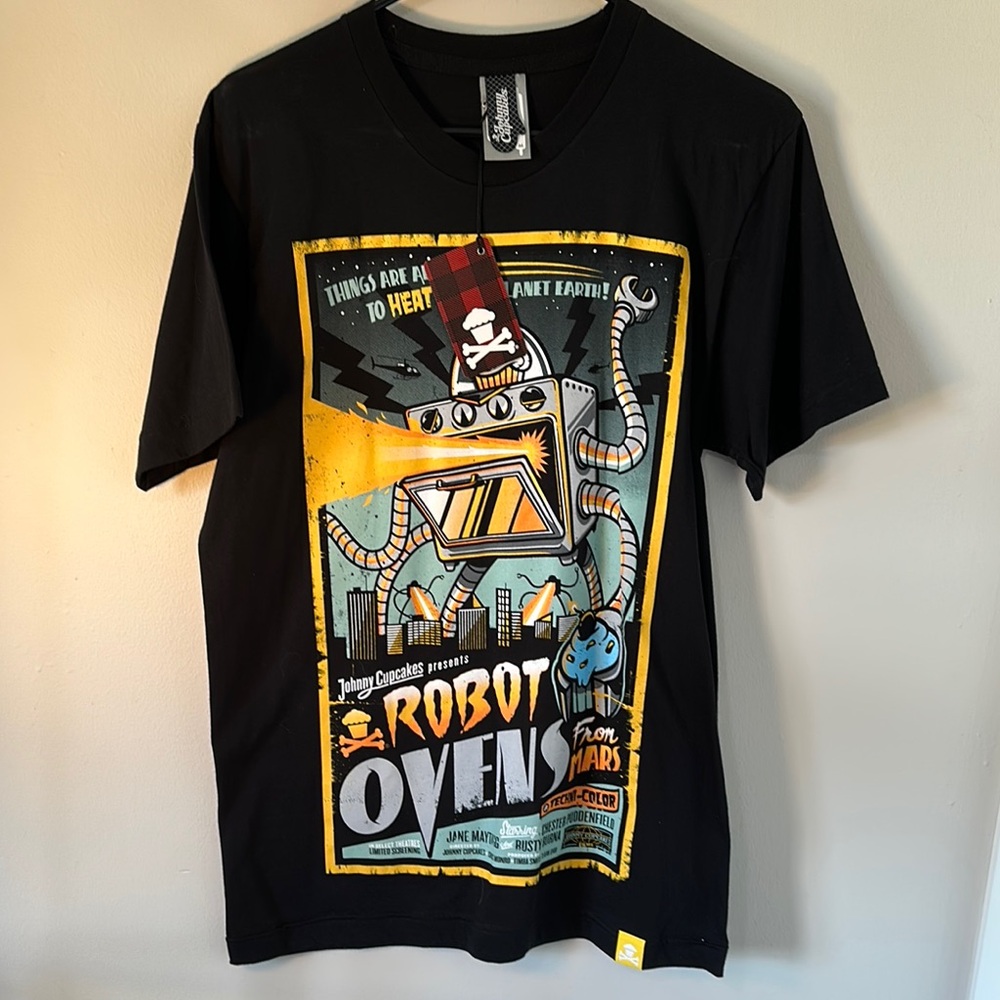 Johnny Cupcakes robot ovens from mars SITCM exclusive!